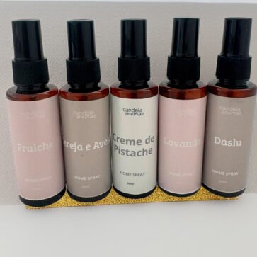 Kit com cinco aromatizadores de ambiente Candela Aromas – Fraiche, Cereja e Avelã, Creme de Pistache, Lavanda e Daslu.