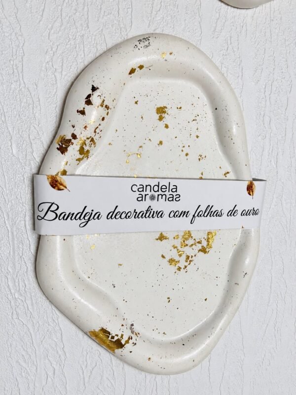 Bandeja Decorativa Branca com Folhas de Ouro